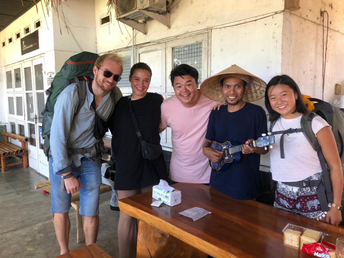 バニュワンギ Ijen Backpackerホステル エクステリア 写真