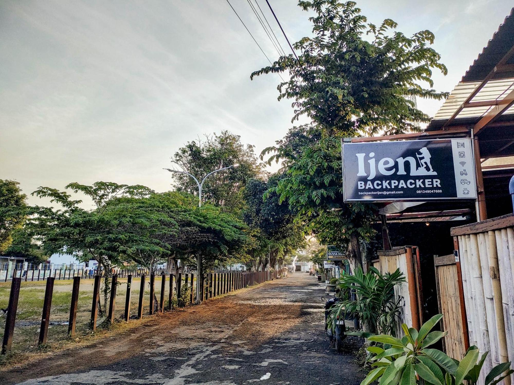 バニュワンギ Ijen Backpackerホステル エクステリア 写真